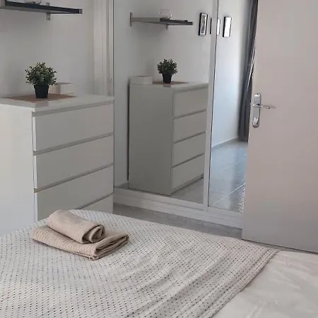 A Few Steps From Everything ! Apartmán Benalmádena